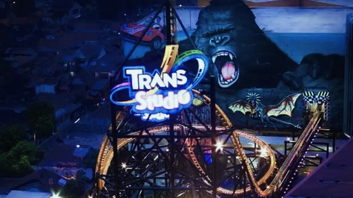Trans Studio Cibubur punya lebih dari 20 wahana, dari Formula Car hingga Pacific Rim. Simak keseruan mencoba berbagai wahana ekstrem. (PINTEREST)