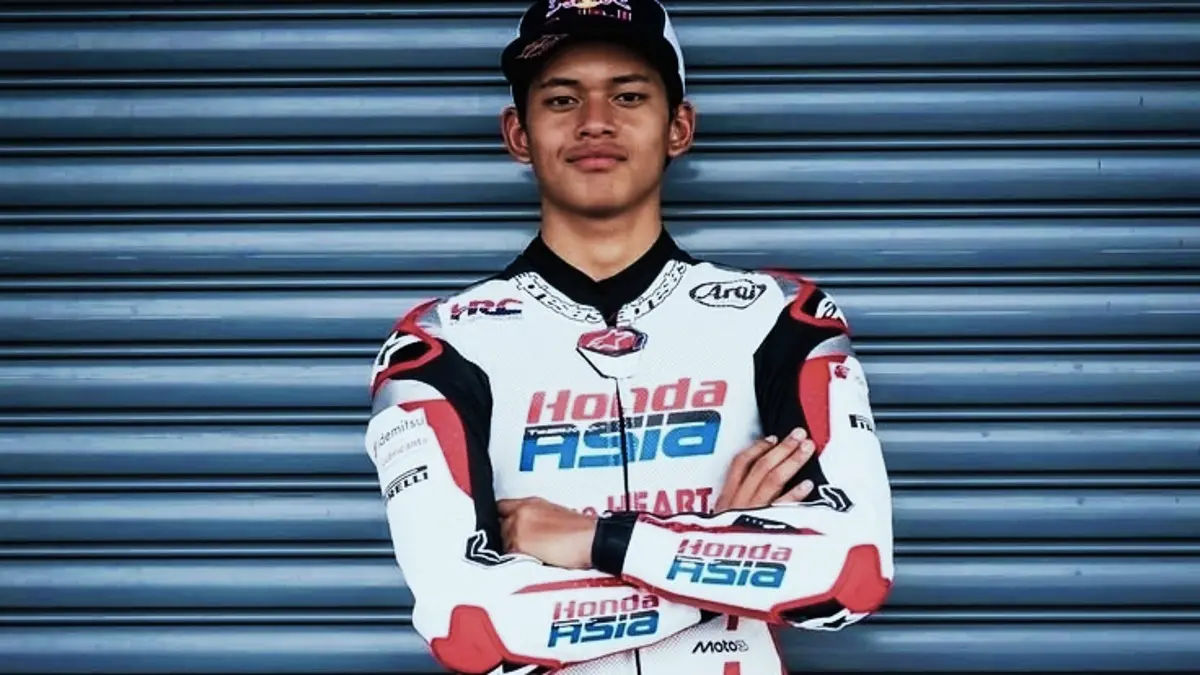 Veda Ega Pratama dikaitkan dengan Aspar setelah muncul bersama Maximo Quiles. Rumor kepindahan dari Honda Team Asia pun menguat. (PINTEREST)