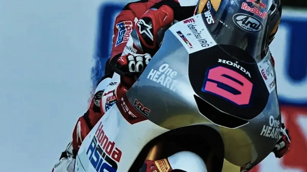 Veda Ega Pratama dipuji dalam tayangan setelah tampil impresif di Misano dan disebut memiliki potensi besar sebagai talenta Indonesia. (PINTEREST)