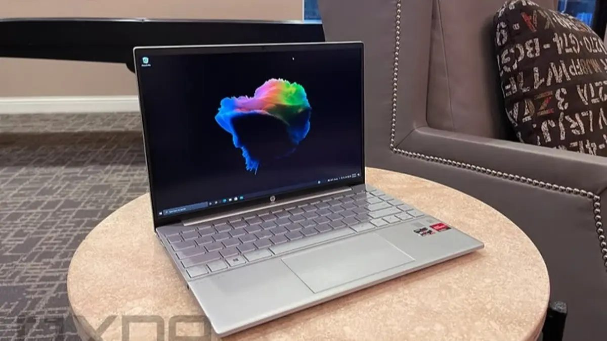 Laptop HP OmniBook terbagi menjadi Ultra, X, 7, 5, dan 3. Kenali perbedaan kelas, spesifikasi, desain, dan fitur AI yang ditawarkan.(Pinterest)