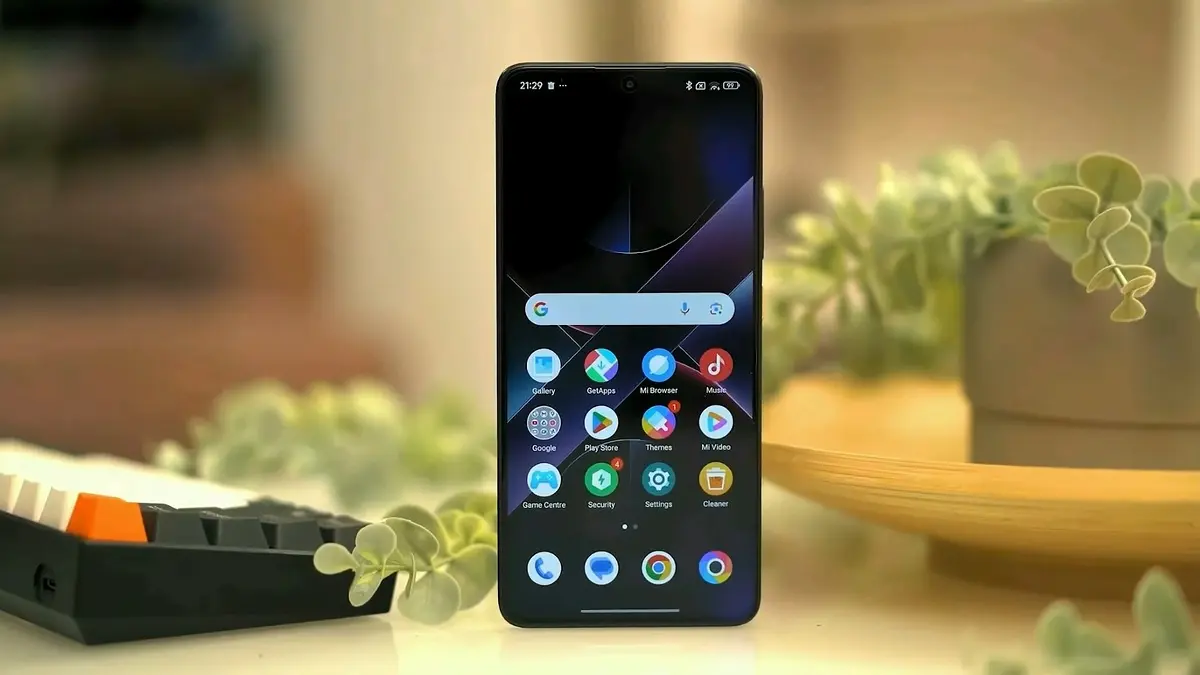 HP 2 jutaan terbaru menawarkan baterai jumbo, AMOLED 144 Hz, kamera 108 MP hingga RAM 8 GB untuk berbagai kebutuhan. (SC YOUTUBE)
