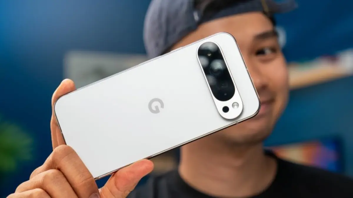 Google Pixel 9 Pro XL menawarkan Android yang mulus, fitur AI dan kamera flagship, tetapi performa Tensor G4 dan kemampuan video masih jadi catatan.