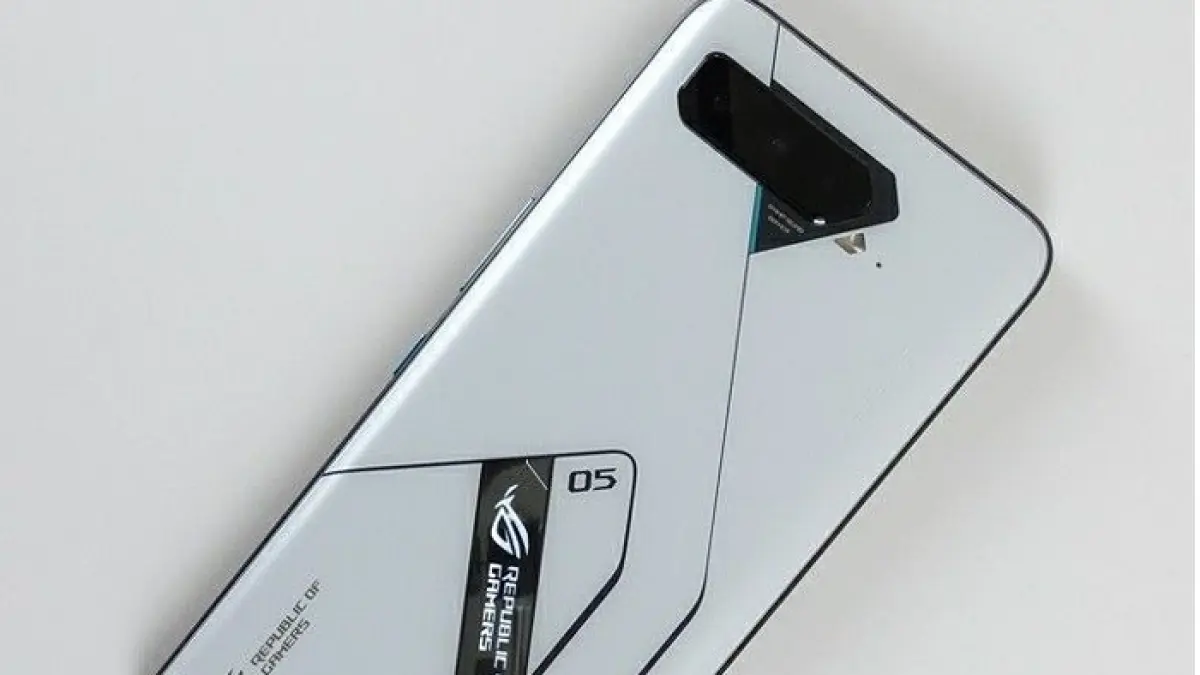 HP gaming terbaru 2026 hadir dengan layar 144 Hz, baterai hingga 8.000 mAh, AMOLED, chipset kencang, hingga fitur bypass charging.(Gemini AI)