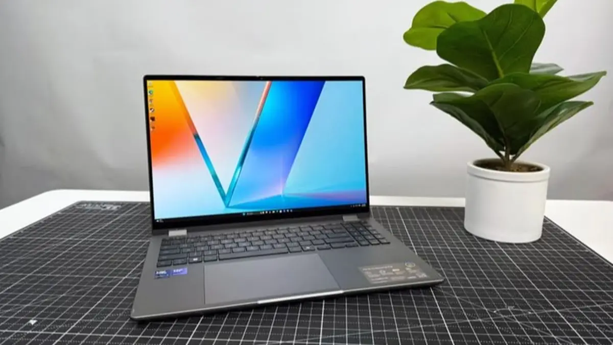 Laptop touchscreen 2026 di bawah Rp15 juta hadir dalam pilihan clamshell, convertible, dan detachable dari Axioo, Asus, Acer, serta Advan.(Pinterest)