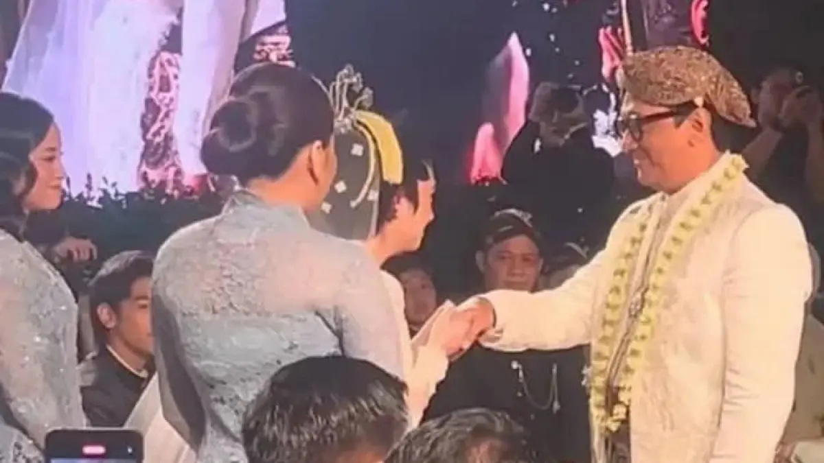 Andre Taulany dan Amanda Rigby disebut punya banyak kesamaan, mulai dari suka komedi hingga sama-sama tak suka drama.(Gemini AI)