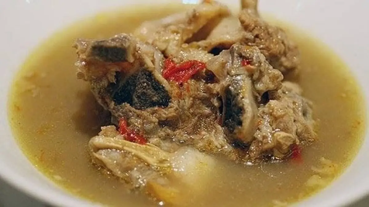 Kaledo Palu terkenal dengan kuah asam pedas dan sumsum tulang kaki sapi yang jadi buruan pencinta kuliner.(PINTEREST)