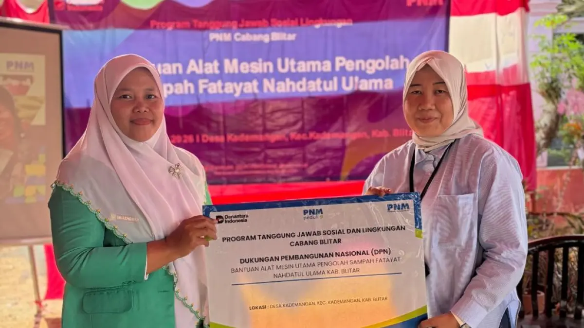 PNM CABANG BLITAR UNTUK RADAR BLITAR
PEDULI: Dukungan Pembangunan Nasional (DPN) Bantuan Mesin Pengolah Sampah Fatayat NU Kabupaten Blitar