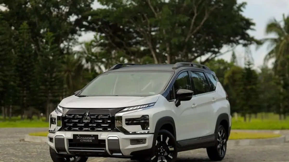 Bocoran Mitsubishi Xpander generasi terbaru: Tampil dengan Wajah Dynamic Shield generasi kedua dan mesin hybrid efisien. Simak selengkapnya!(Gemini AI)