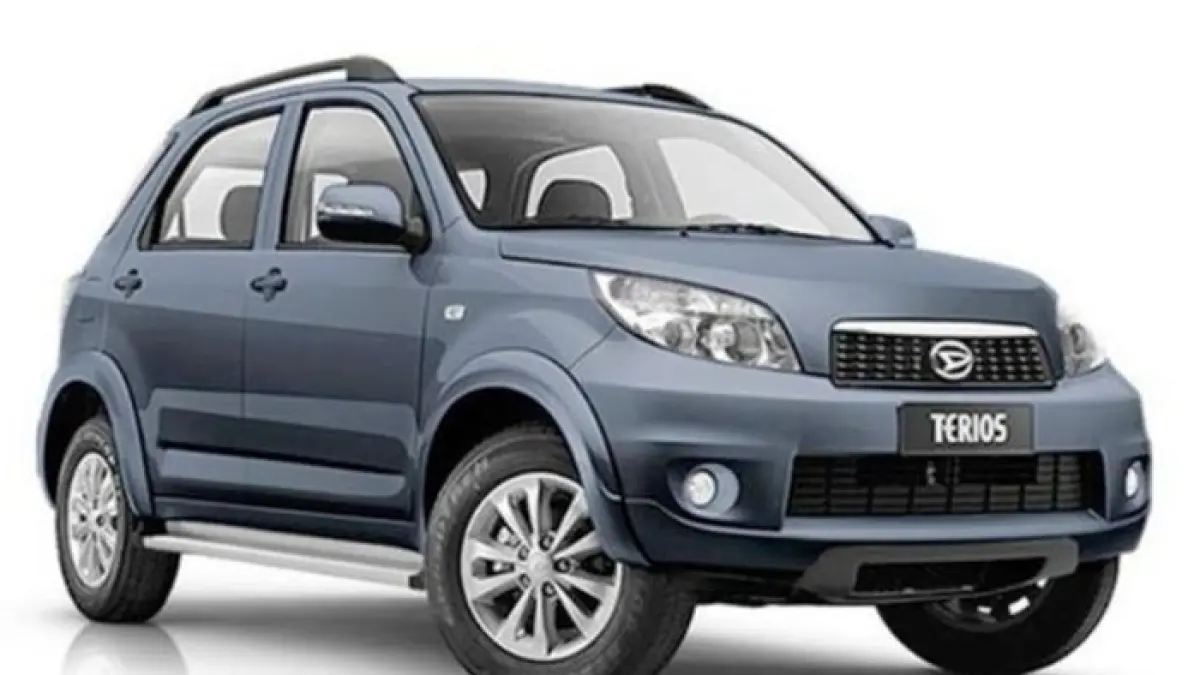 Intip spesifikasi Daihatsu Terios 2027 lengkap! Desain makin gagah, kabin 3 baris lapang, fitur keselamatan canggih, dan performa handal.(Gemini AI)