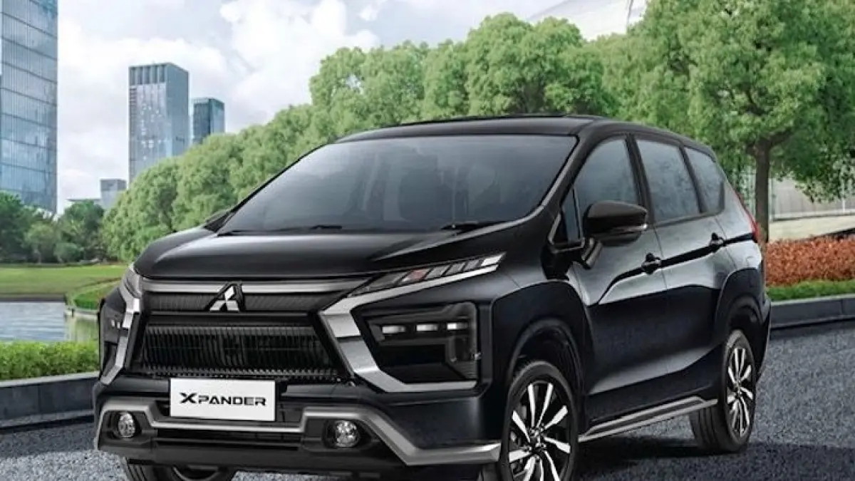 Intip spesifikasi Mitsubishi Xpander terbaru! Tampil gagah dengan Dynamic Shield generasi kedua, mesin hybrid hemat, dan kabin super nyaman.(Gemini AI)