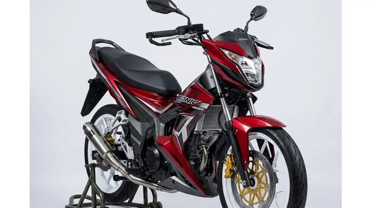 Ulasan spesifikasi All New Honda Sonic 185R lengkap! Bebek sport bertenaga 20 PS dengan suspensi USD emas, single headlamp LED, dan panel digital.(Gemini AI)