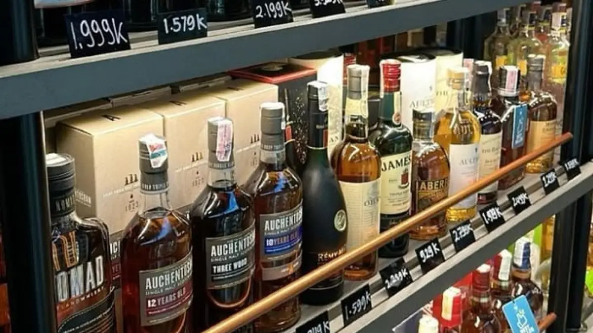 Minuman beralkohol termahal di dunia punya harga fantastis. Lima produk ini bahkan dibanderol hingga jutaan dolar AS.(Gemini AI)