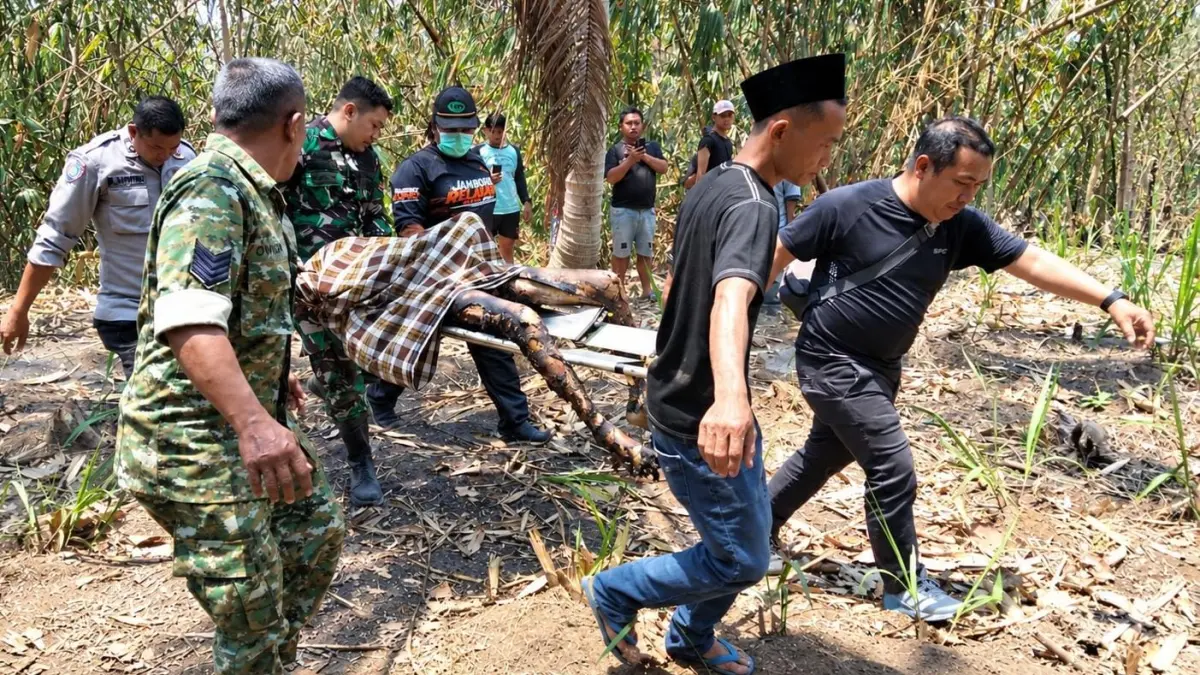 TAK SENGAJA : Kakek asal Kecamatan Kesamben meninggal dunia usai terjebak dalam kobaran api di dekat rumahnya.