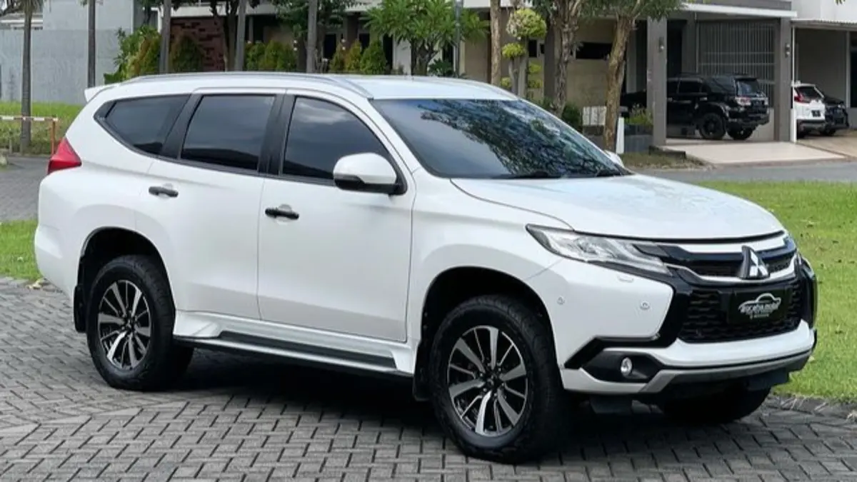 Suzuki XL7 Hybrid 2026 tampil di GIIAS dengan facelift dan fitur baru, harga mulai Rp174 juta hingga Rp229 juta. (Pinterest)
