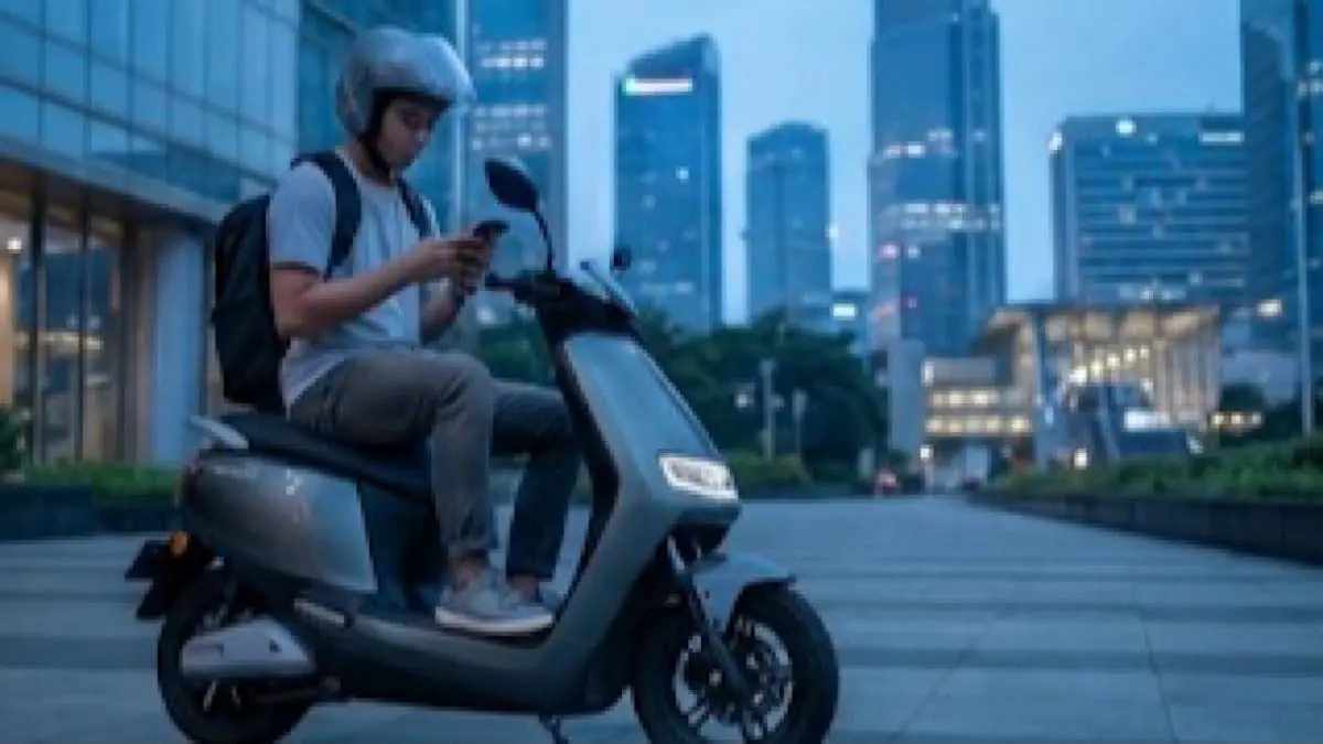 Motor listrik 2026 makin bertenaga dan punya jarak tempuh panjang. Simak 5 model yang mampu melaju lebih dari 100 km.(gemini AI)