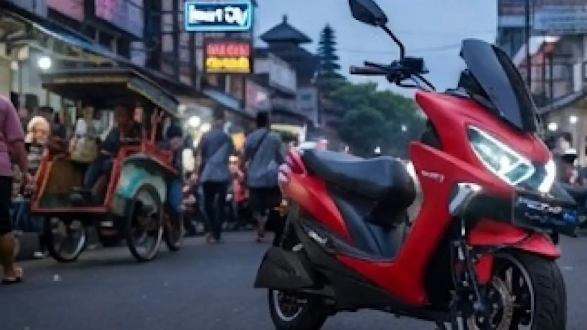 Polytron Fox 350 menawarkan jarak tempuh hingga 130 km, tenaga 6.000 watt, bagasi besar, dan jok empuk. Simak spesifikasinya!(gemini AI)