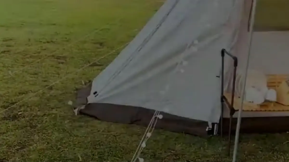 Tempat camping di Batu punya banyak pilihan, dari hutan pinus dan Coban Talun hingga camping ground konsep campervan.(sc youtube)