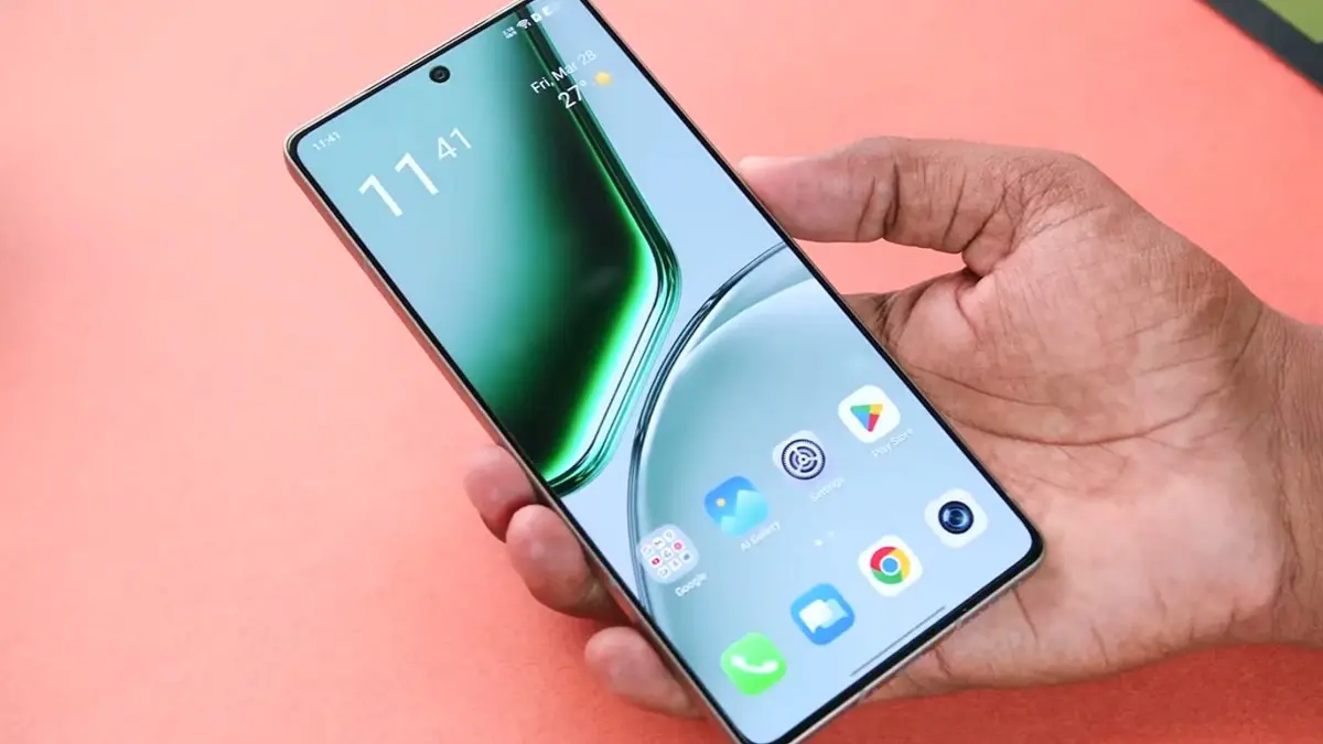 HP 2 jutaan terbaik 2026 hadir dengan RAM besar, baterai jumbo, layar 120 Hz, dan 5G. Simak 10 rekomendasinya! (SC YOUTUBE)