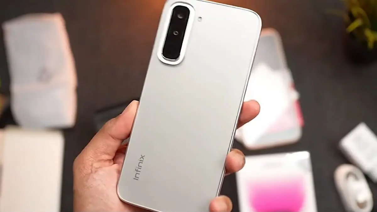 Infinix Hot 60 Pro 5G 2027 dirumorkan hadir dengan RAM 16 GB, chipset seri 8400, layar AMOLED, dan kamera AI. Simak bocorannya!(sc youtube)
