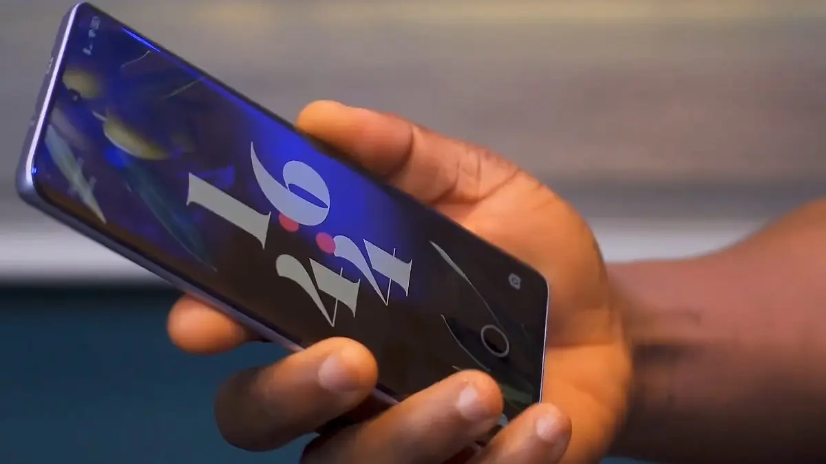 HP kamera terbaik 2026 di harga Rp5 jutaan menawarkan OIS, layar AMOLED, dan performa kencang. Simak 5 rekomendasinya! (SC YOUTUBE)