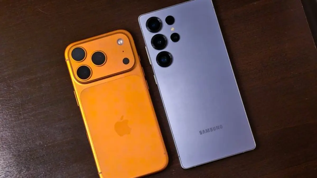 iPhone vs Android 2026 punya kelebihan berbeda, mulai dari AI, keamanan, kustomisasi, hingga ekosistem. Simak perbandingannya! (SC YOUTUBE)