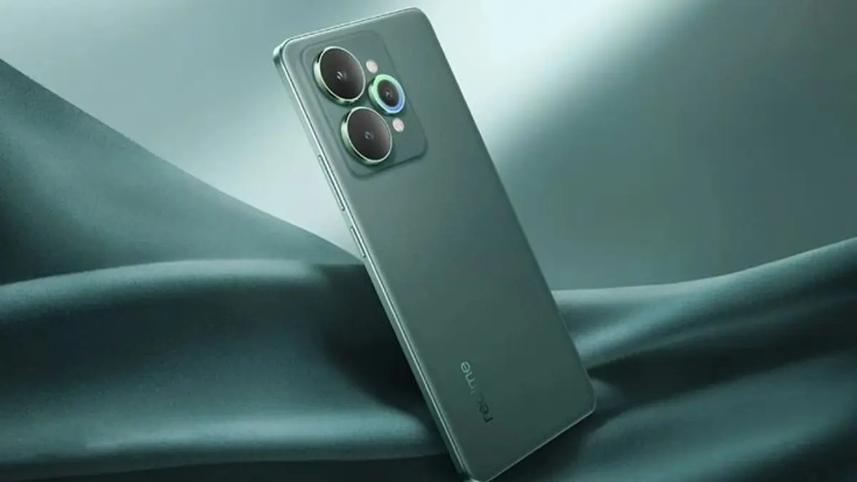 Realme flagship menawarkan pilihan HP dengan RAM besar, baterai jumbo hingga 8.000 mAh, kamera 50 MP, dan layar AMOLED (PINTEREST)