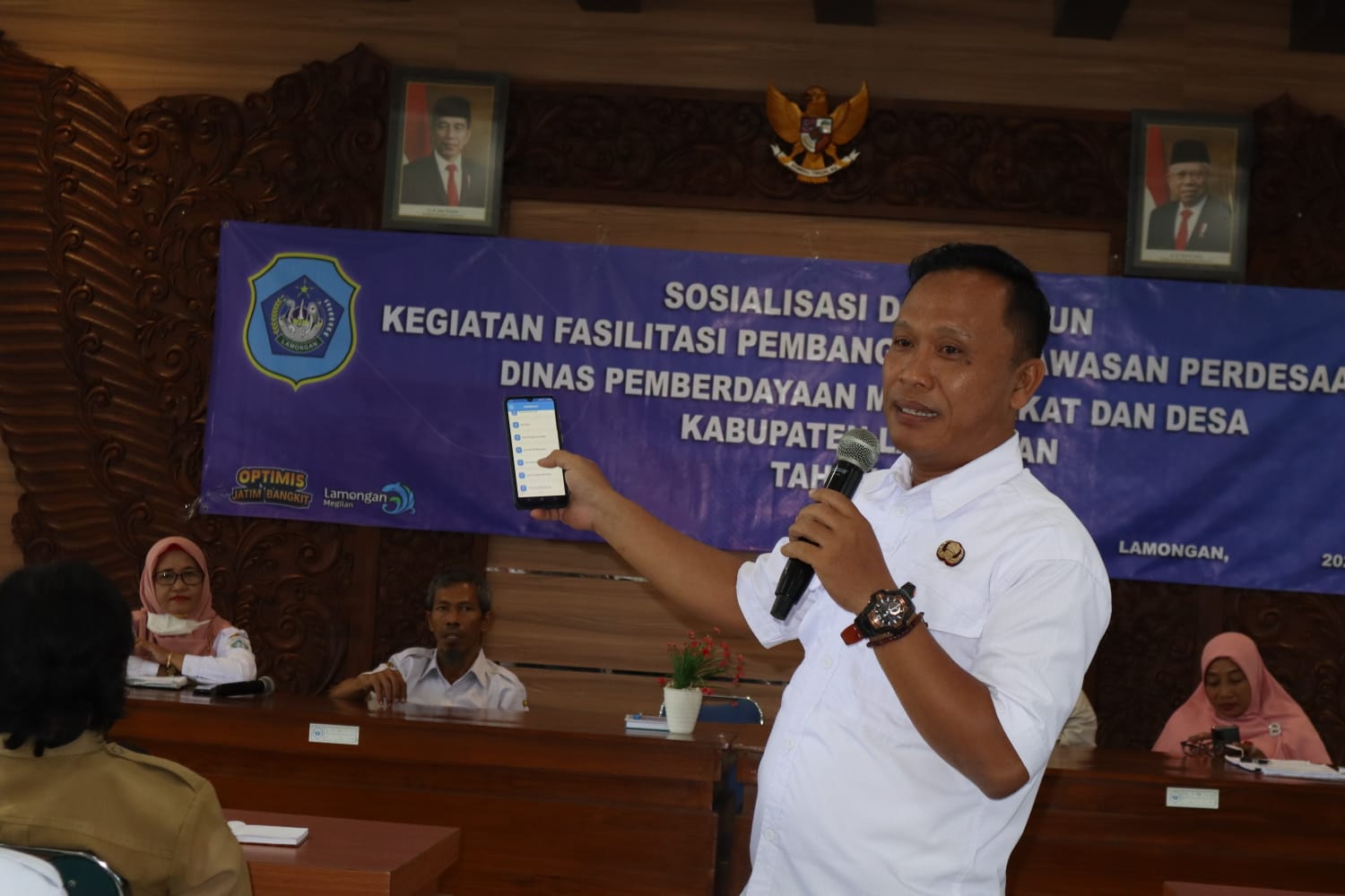 DIGITALISASI DESA : Kepala Dinas PMD Lamongan M. Zamroni. ( Istimewa )