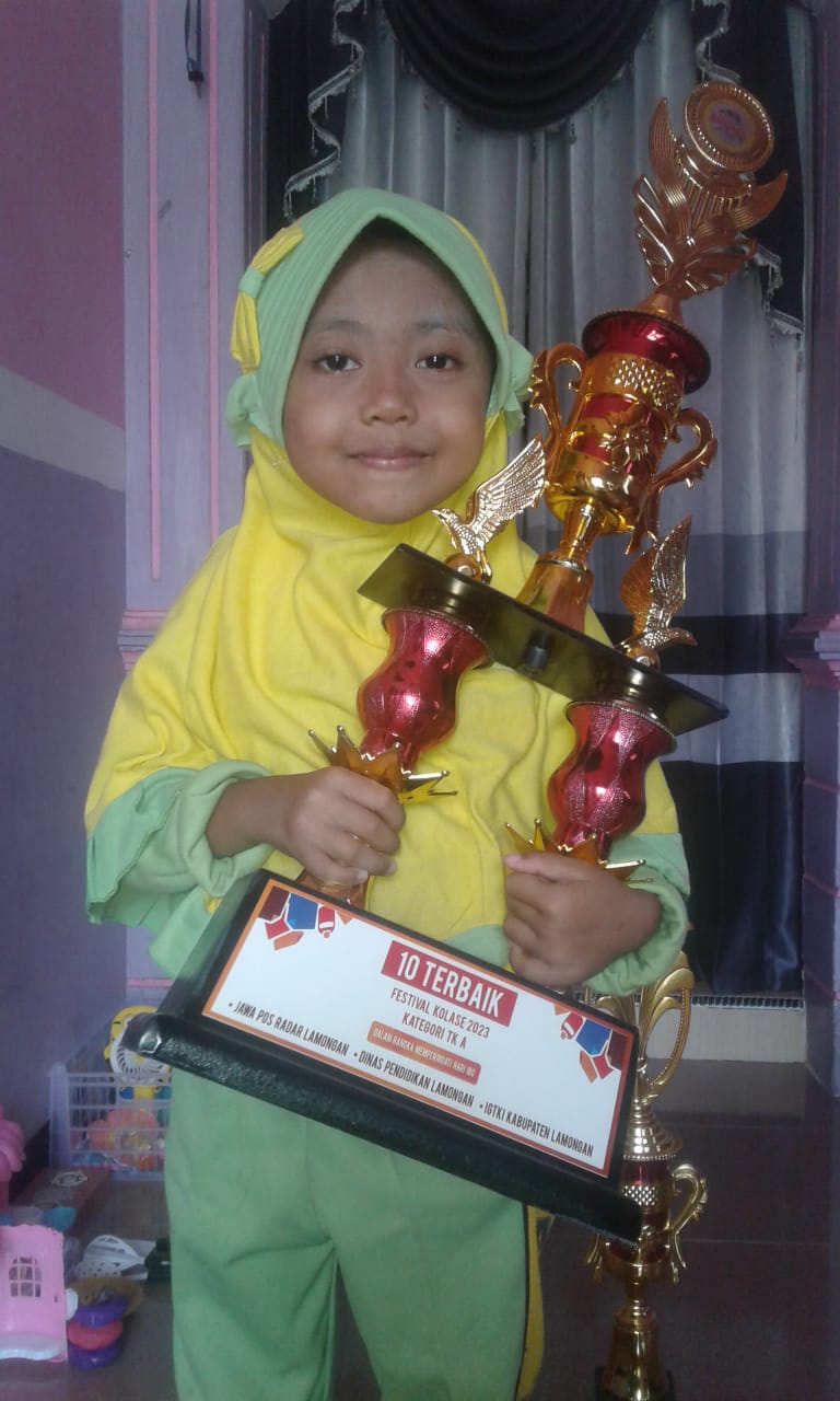 SUKA PEMANDANGAN RUMAH: Aqilla Azzahra Alfathunissa menjadi 10 terbaik Festival Kolase 2023.