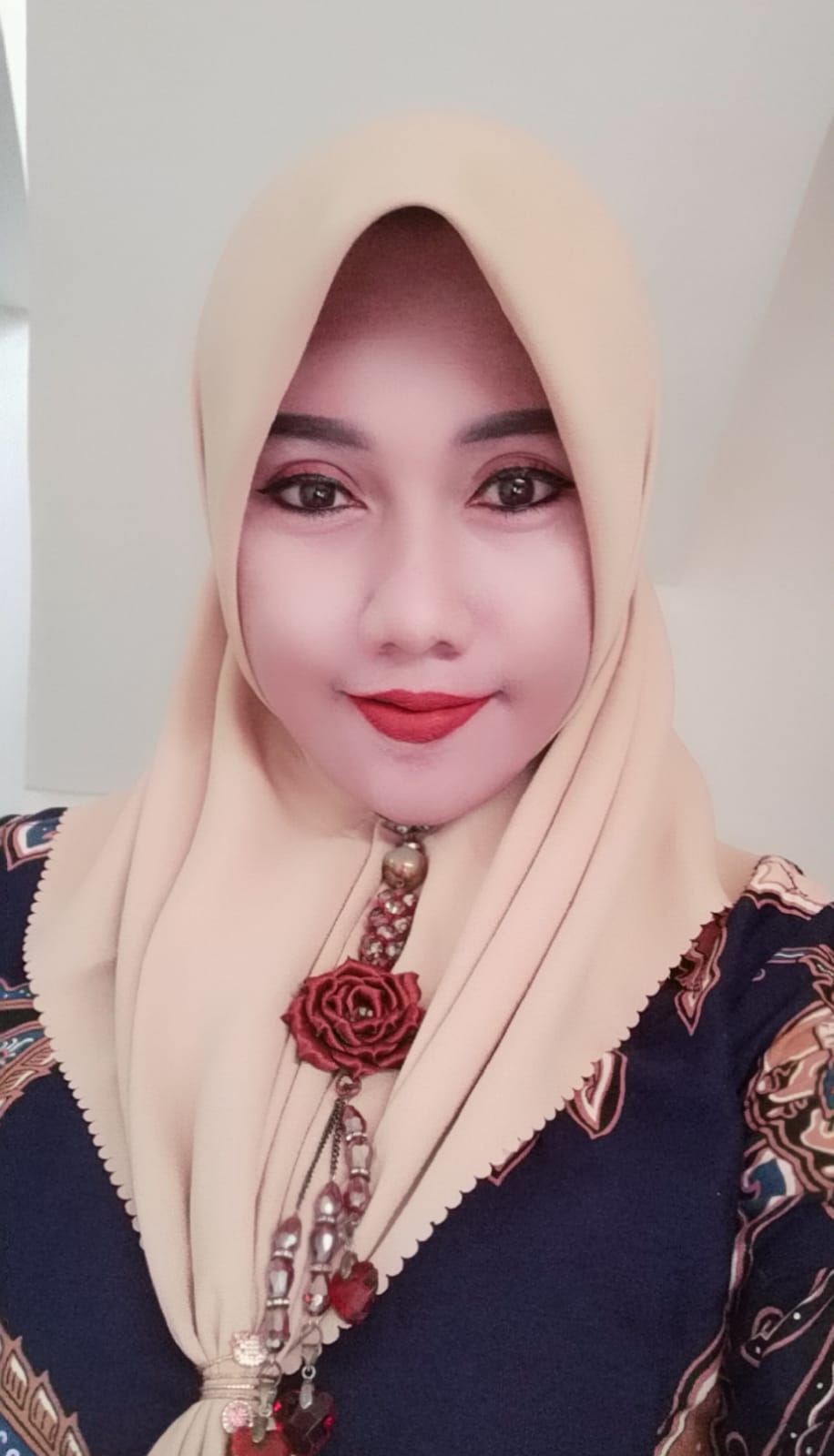 KUASAI ILMU MENJAHIT: Ketua IGTKI Kecamatan Solokuro, St Ainur Rohmah, M.Pd. (IST/RDR.LMG)