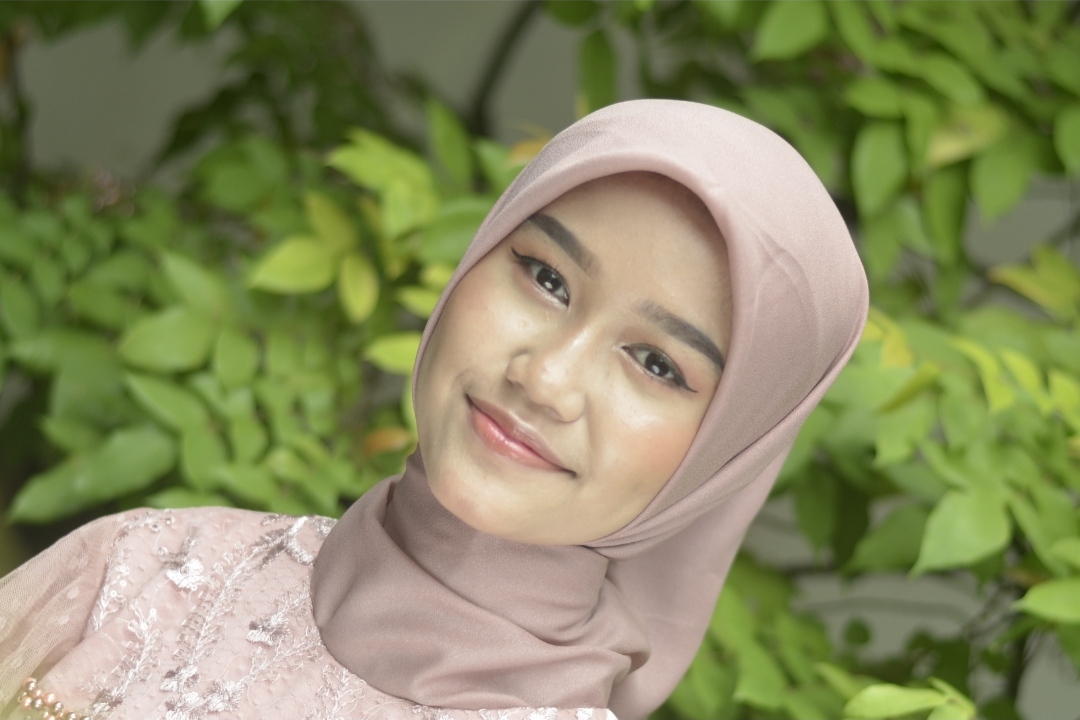 Banyak referensi, cewek asal maduran Lamongan ini banyak belajar dari kisah kisahnya (istimewa)