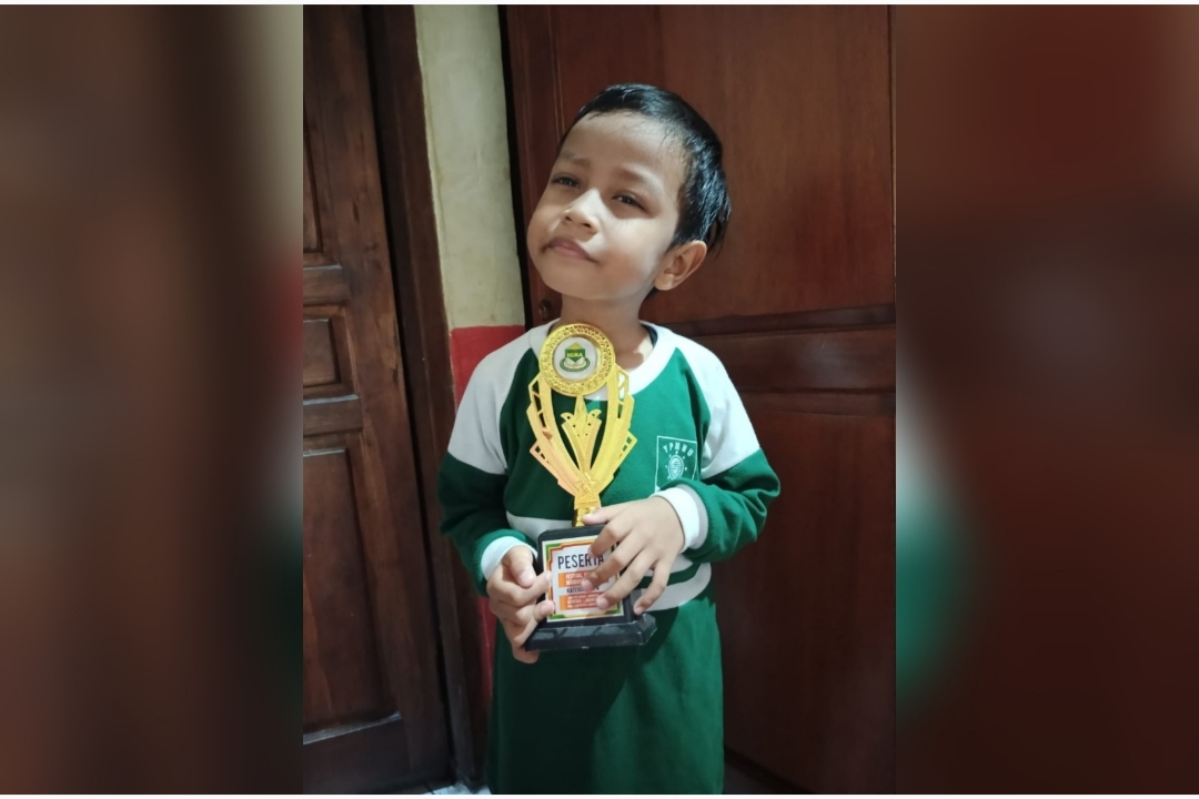 AHMAD Jauhar Adrian menyukai hal yang berkaitan dengan kendaraan. (Ist. / Rdrlmg)