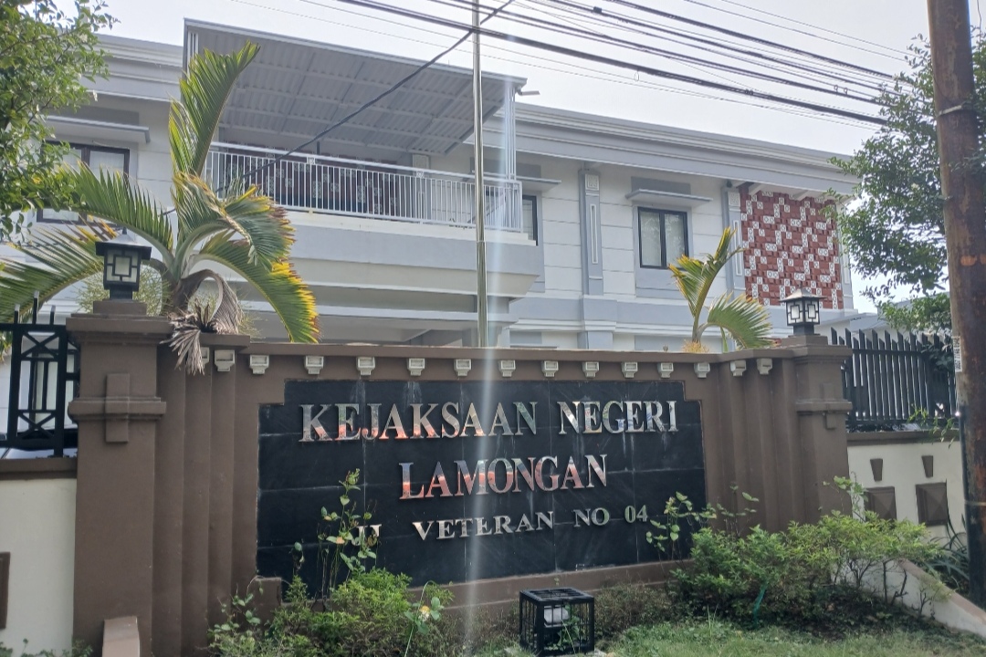 JADI PERHATIAN: Tim Kejari Lamongan telah menelusuri nomor pelaku yang mencatut nama Kajari Lamongan, untuk menipu Direktur RSUD Karangkembang, Babat.