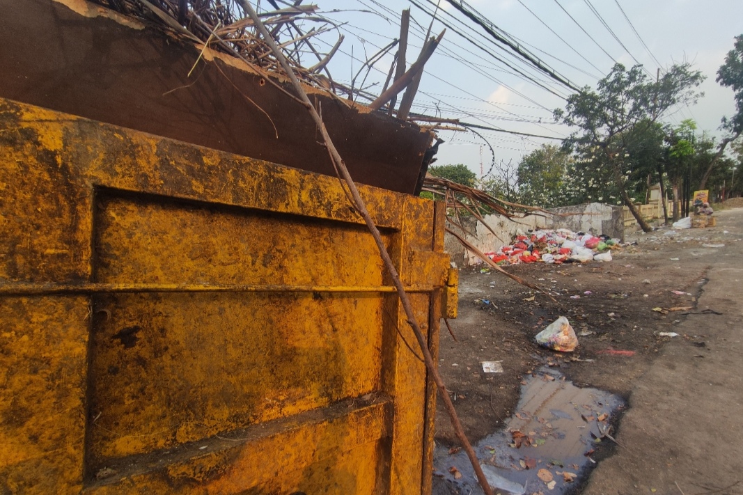 BUTUH TAMBAHAN: Jumlah TPS di Lamongan masih minim, jika dibandingkan dengan volume sampah yang dihasilkan tiap harinya.  (Anjar D. Pradipta / Radar Lamongan)