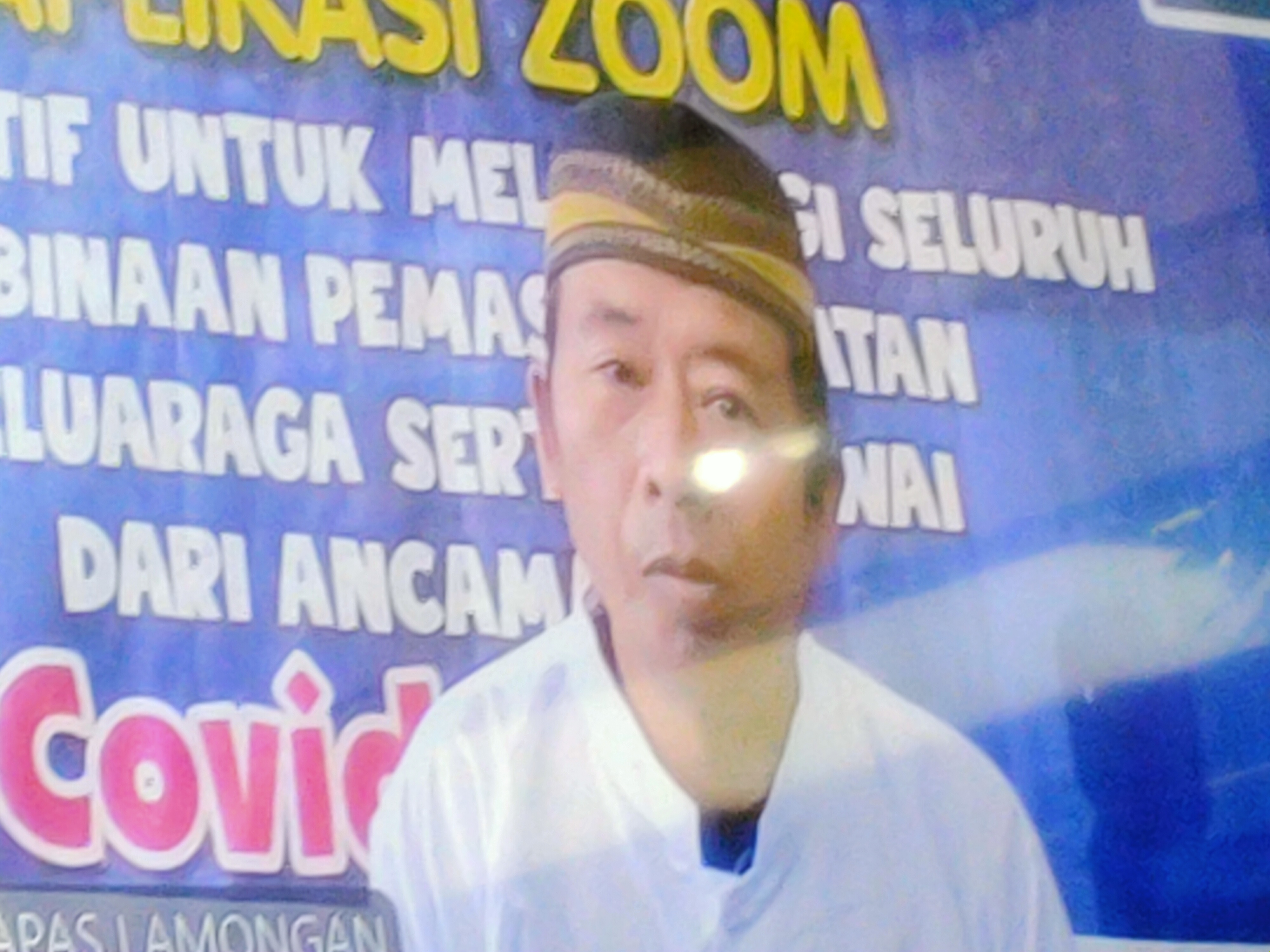 DITUNTUT 1,5 TAHUN: Ahmad Sumali menjalani persidangan judi online kemarin. (IST/RADAR LAMONGAN)