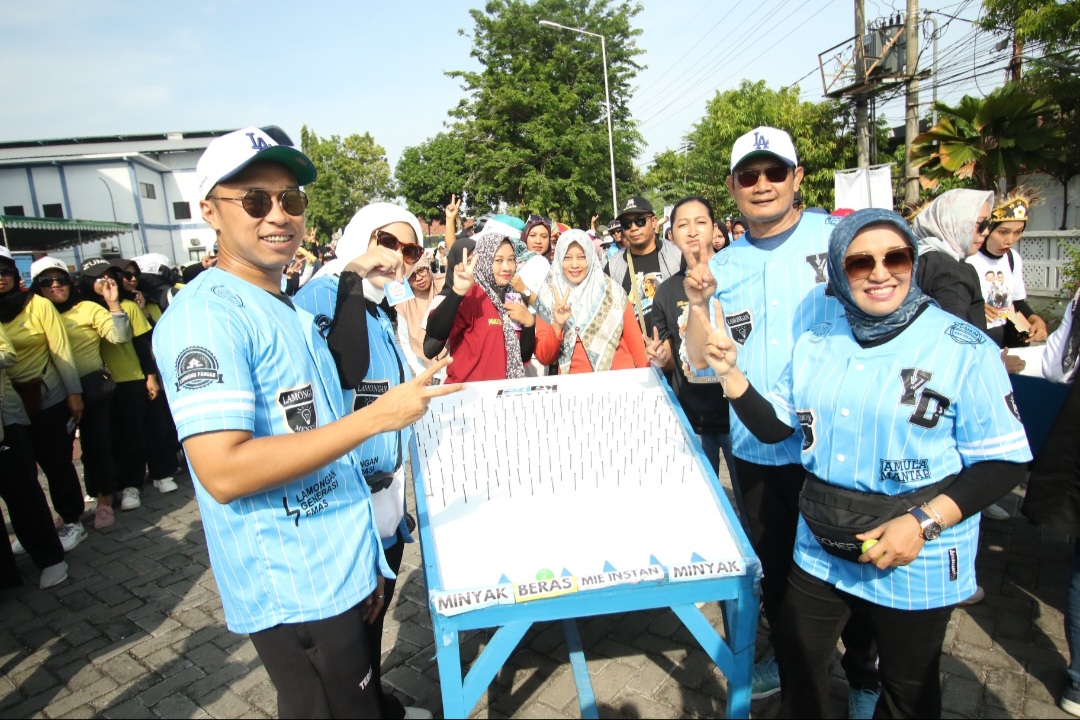 MERIAH: Pasangan Yes-Dirham melaksanakan kampanye sehat riang gembira yang diikuti ratusan masyarakat.