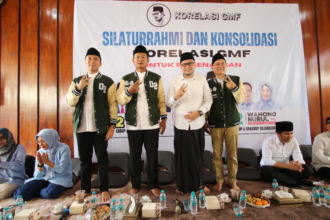 TOTALITAS: Gus Maksum mendeklarasikan dukungan kepada paslon Yes-Dirham, sekaligus menginstruksikan kepada santri dan alumni Ponpes Langitan asal Lamongan untuk memilih Yes-Dirham.
