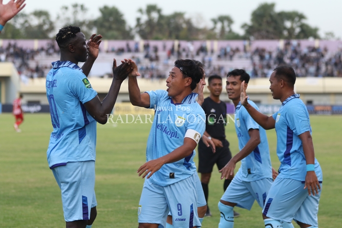 BISA TAMPIL LAGI: Striker Ezechiel N