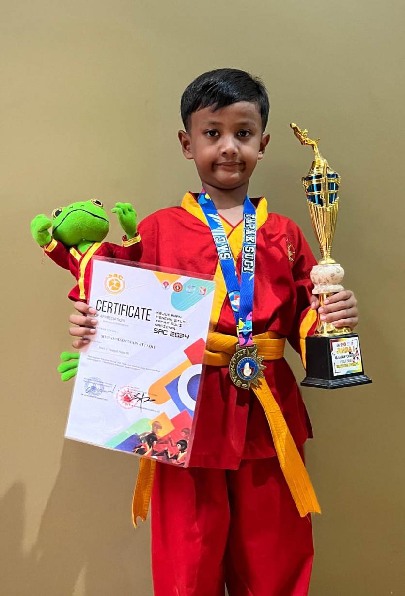 TERUS BERLATIH SILAT: Muhammad Uwais Attaqy. (IST/RDR.LMG)