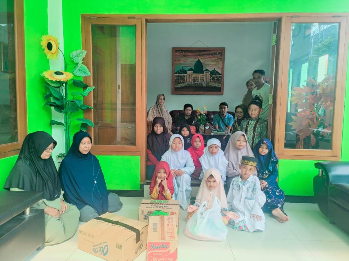 BERBAGI UNTUK KEBUTUHAN RAMADAN: Anak - anak Panti Asuhan Al Mu