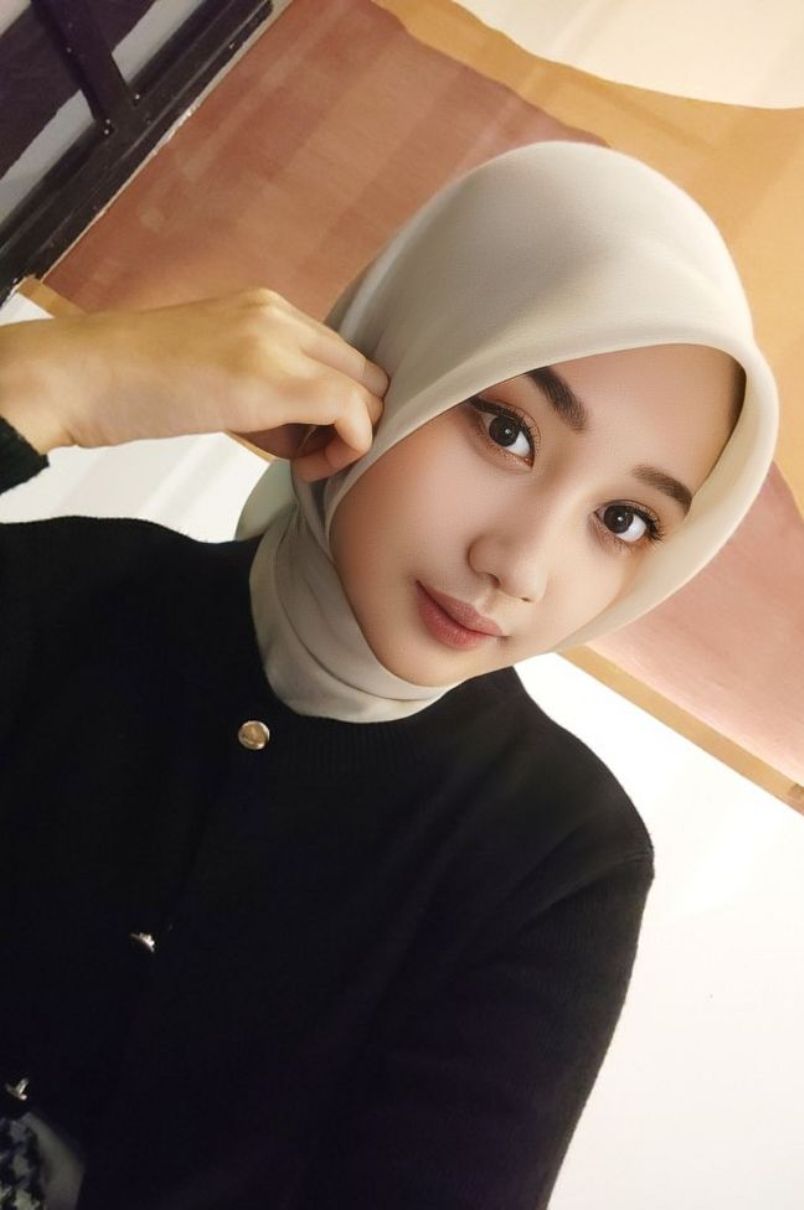 BERI BIMBINGAN BELAJAR ANAK: Amellia Nova, mahasiswi Universitas Islam Darul