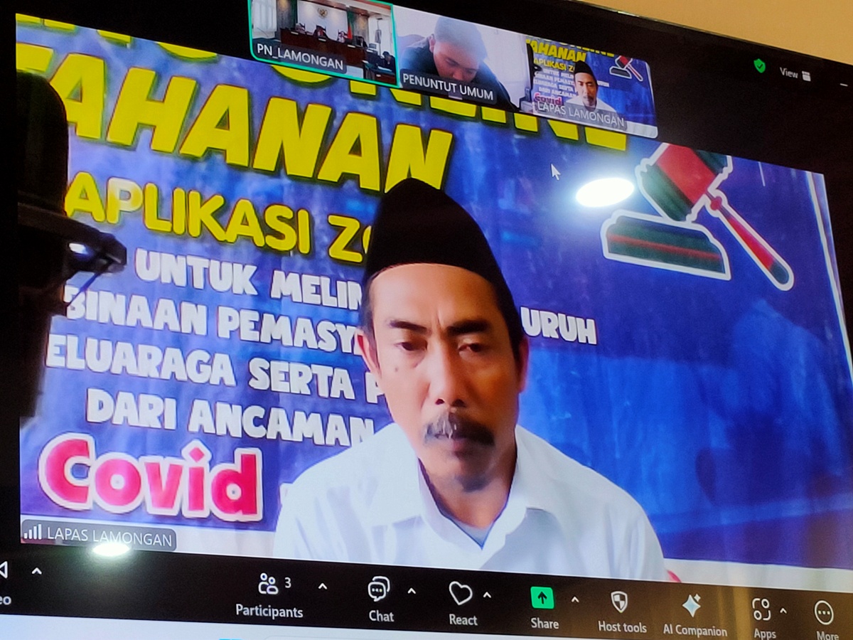 DIVONIS 2,5 TAHUN: Adi Fahrurrozi, sopir bus divonis dua tahun dan enam bulan karena kasus kecelakaan di wilayah Kecamatan Lamongan. (IST/RDR.LMG)