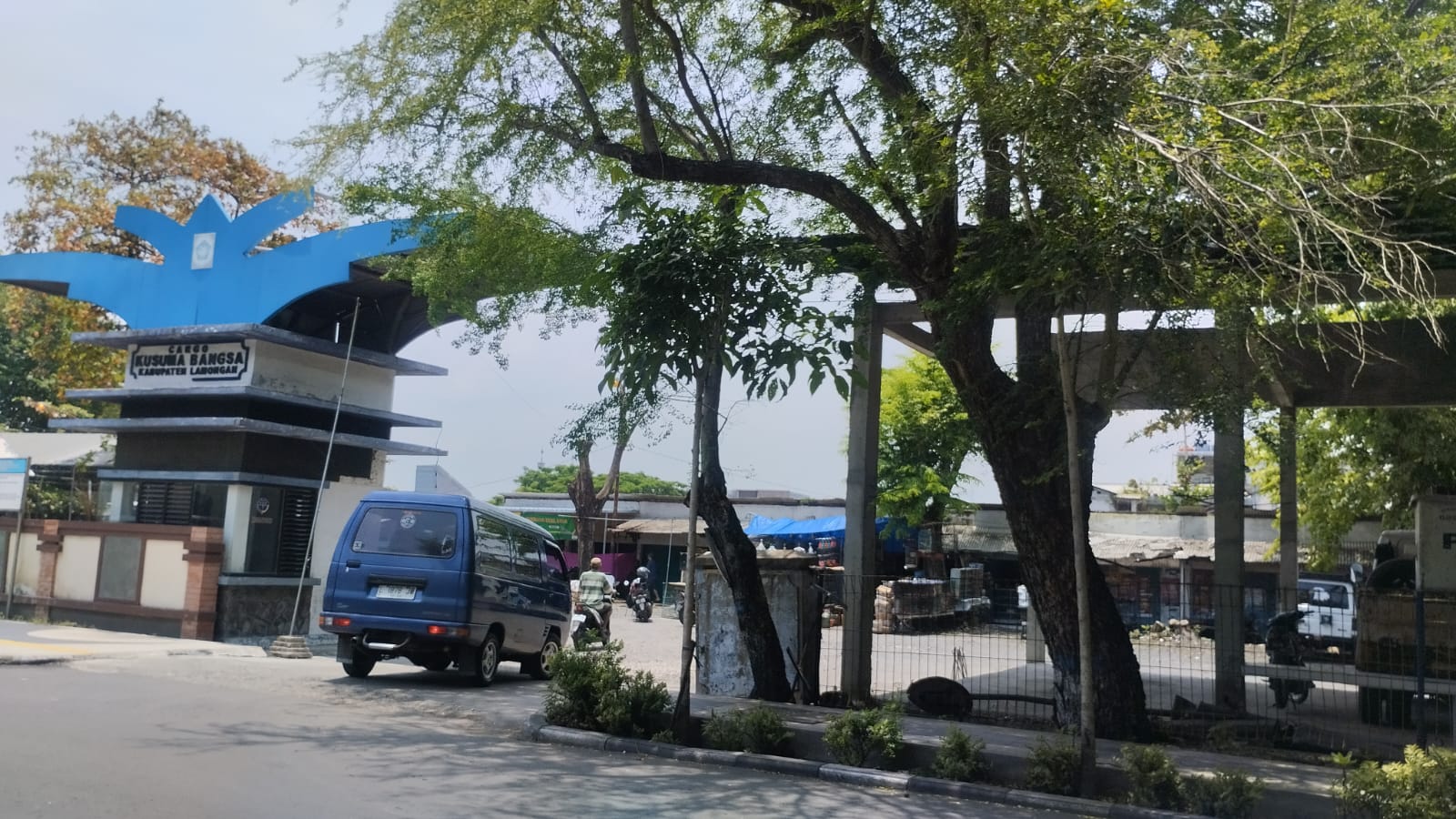 Empat terminal di Lamongan baru merealisasikan pendapatan Rp 5 juta, dari target Rp 30 juta per tahun.&nbsp;