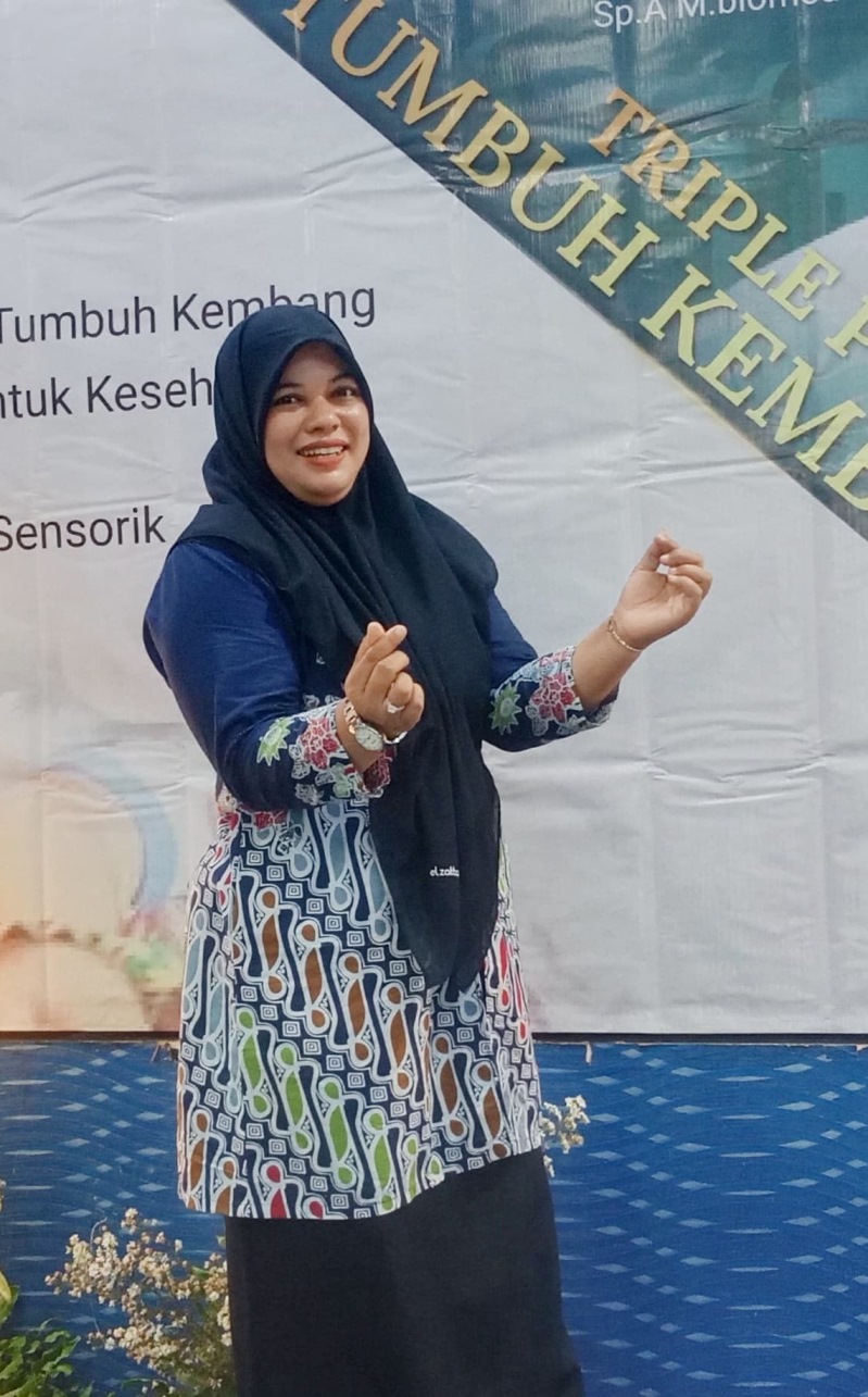 KETUA IGKTI KECAMATAN PUCUK: Dina Rahmawati S.Pd (IST/RDR.LMG)