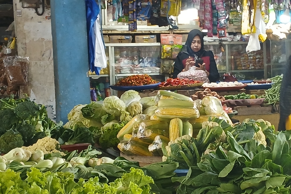 Harga bumbu dapur yang mengalami kenaikan sejak jelang kurban, hingga kini sulit mengalami penurunan harga.