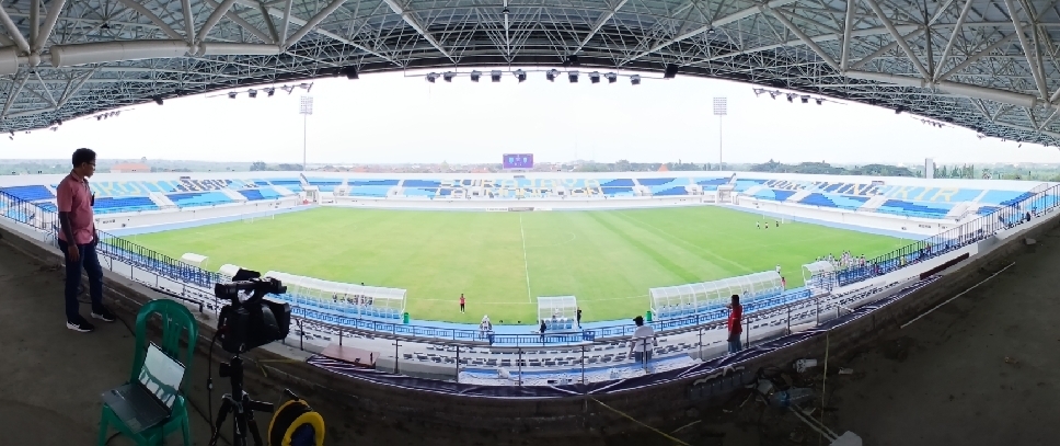 PERSIAPAN KOMPETISI: Panpel Persela menerima informasi jika asesmen Stadion Surajaya dijadwalkan Selasa (24/6).