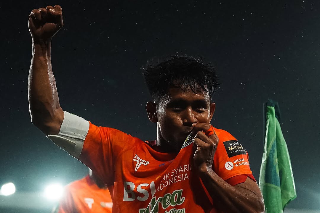 Andik Vermansyah resmi berpamitan dengan Persiraja Banda Aceh, mantan Pemain Persebaya ini dirumorkan bakal gabung tim Persela