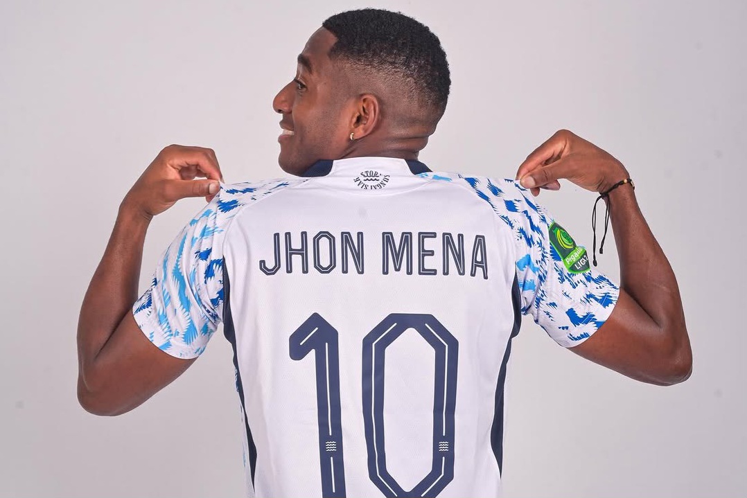 John Mena saat masih berseragam PSPS Pekanbaru.