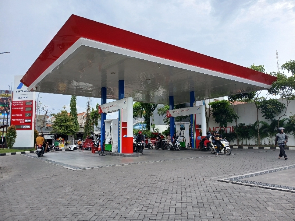 Banyak faktor yang mempengaruhi kenaikan harga BBM per-Juli 2025.