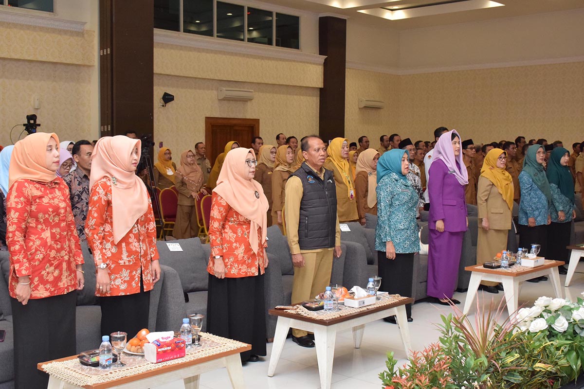 LAUNCHING PROGRAM: Rangkaian kegiatan launching program Anak Tidak Sekolah Kembali Sekolah melalui Bakti Insan Guru. (HUMAS KOMINFO/RDR.LMG)
