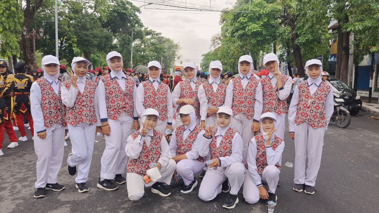 MEMBANGGAKAN: Regu putri MATAS meraih juara satu.
